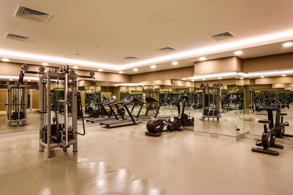 เดเดแมน บอสตันชี อิสตันบูล โฮเต็ล แอนด์ คอนเวนชั่น Hotel ภายนอก รูปภาพ The gym at the hotel