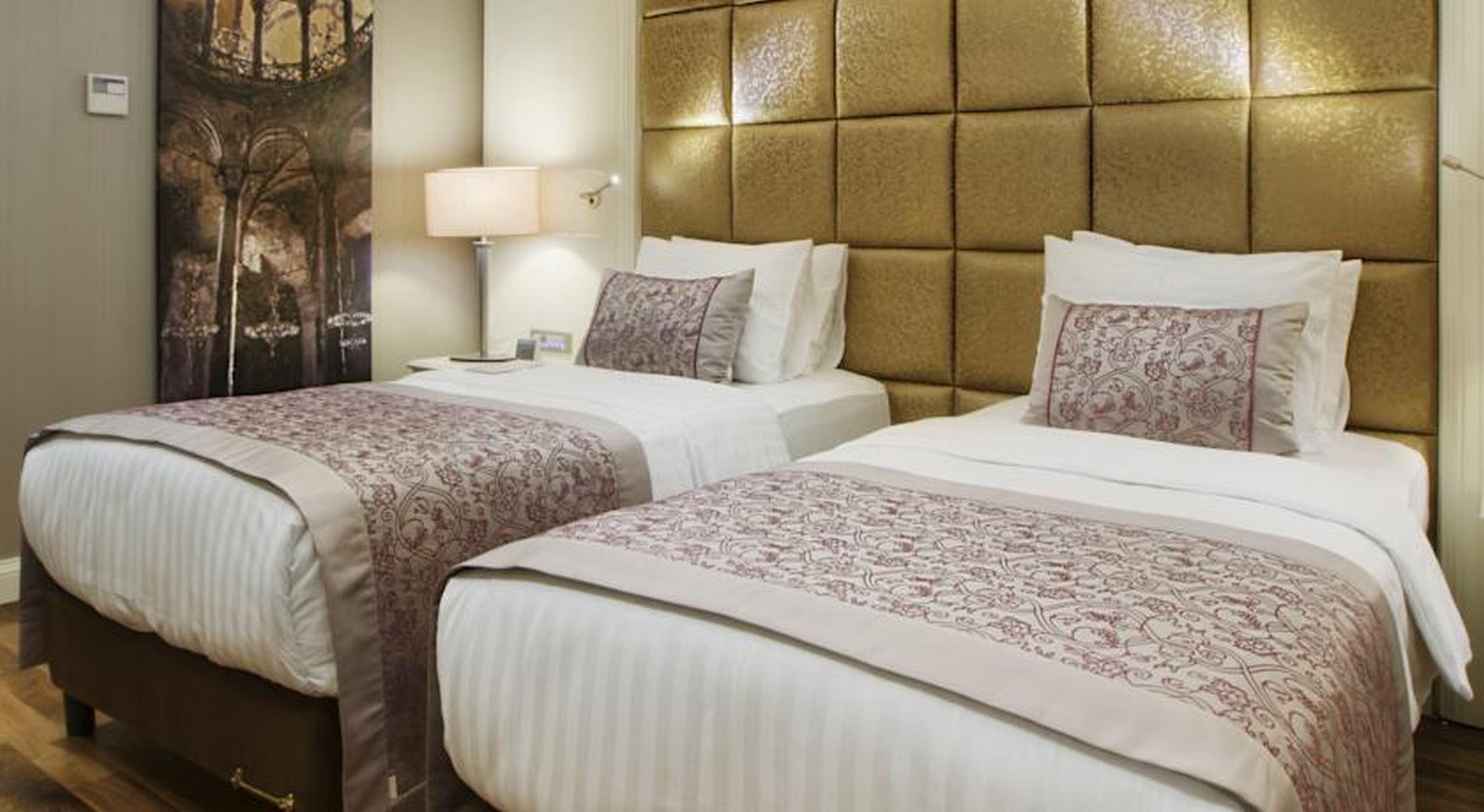 เดเดแมน บอสตันชี อิสตันบูล โฮเต็ล แอนด์ คอนเวนชั่น Hotel ภายนอก รูปภาพ A bed runner
