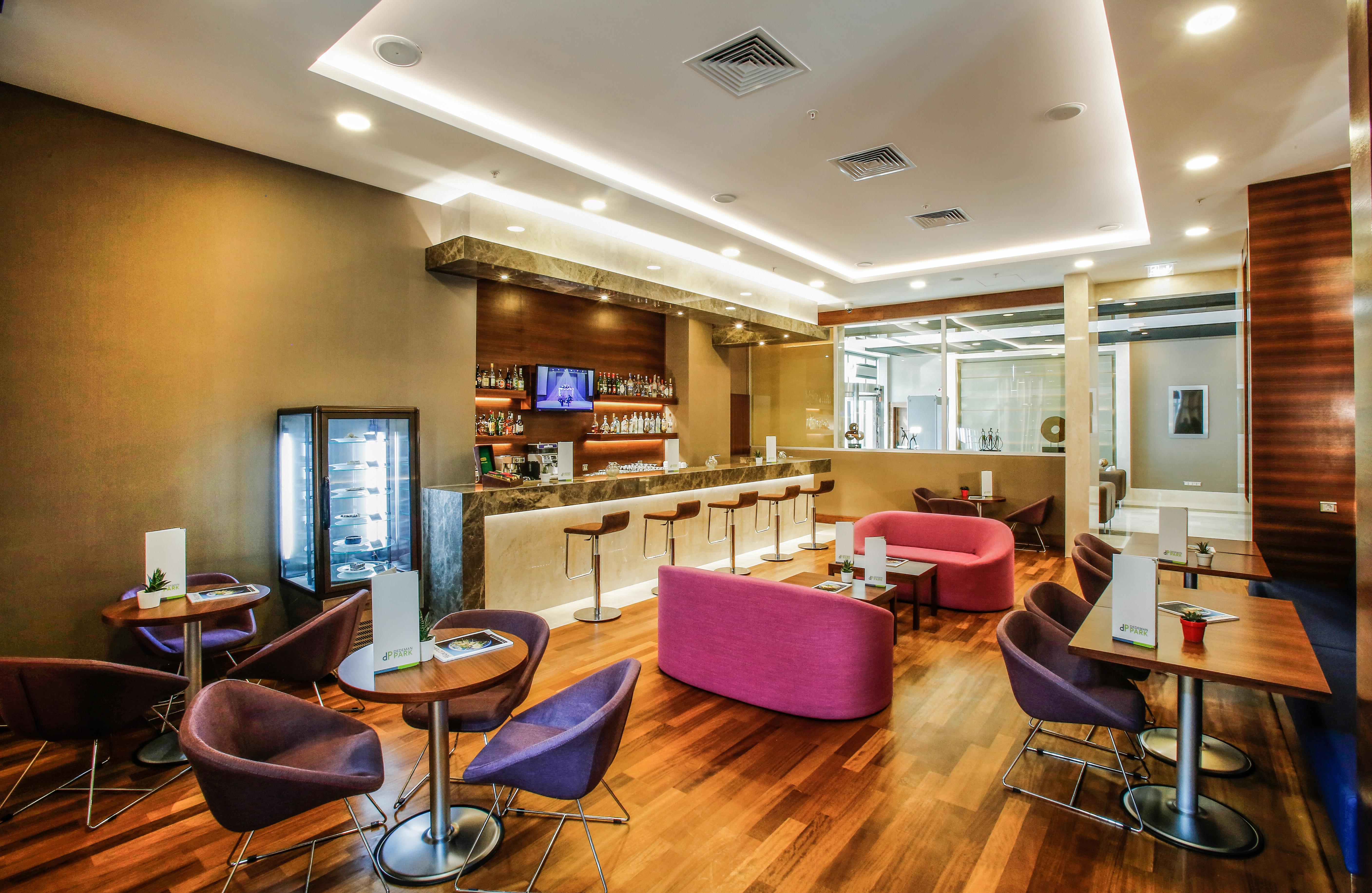 เดเดแมน บอสตันชี อิสตันบูล โฮเต็ล แอนด์ คอนเวนชั่น Hotel ภายนอก รูปภาพ The lounge at the airport